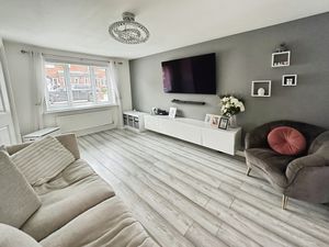 Photo 17- click for photo gallery